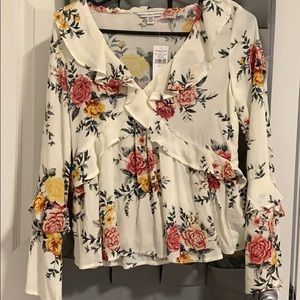 BNWT AE Top